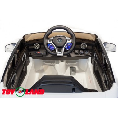 Mercedes-Benz A45 белый Mercedes-Benz A45 белый