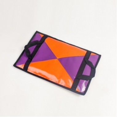 Ледянка Saimaa малая (30*45) прямоугольная с усиленной ручкой Ледянка Saimaa малая (30*45) прямоугольная с усиленной ручкой